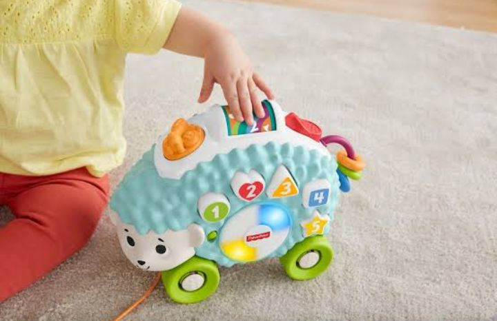 Fisher-Price Linkimals Learning Toy Happy Shapes Hedgehog Pull Along with Interactive Music and Lights for Baby and Toddler